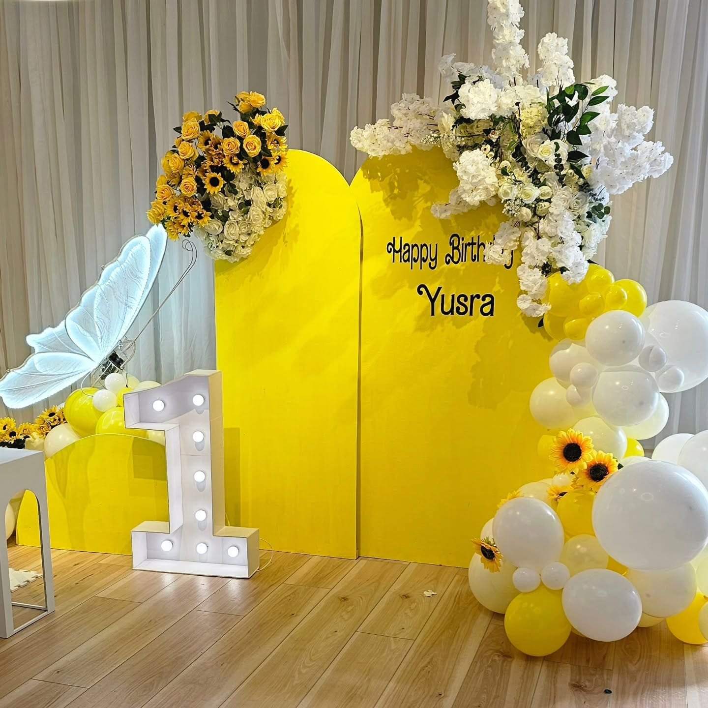 Sunflower yellow 1st birthday balloon decor in Toronto by Mega Elements